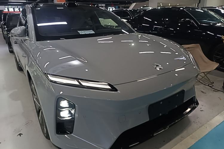 Used Nio ET5T 2025 75 kWh Touring Front Right 45 Deg