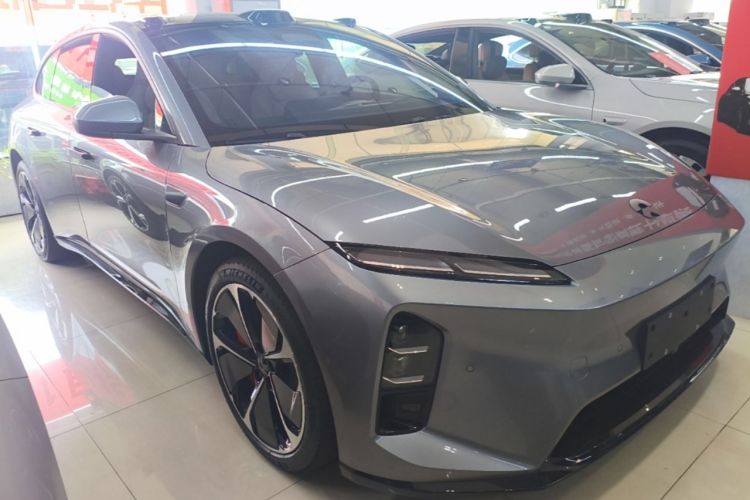 Used Nio ET5T 2025 75 kWh Touring Front Right 45 Deg