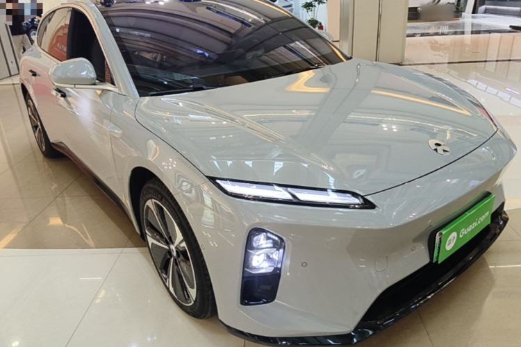 Used Nio ET5T 2025 75 kWh Touring Front Right 45 Deg