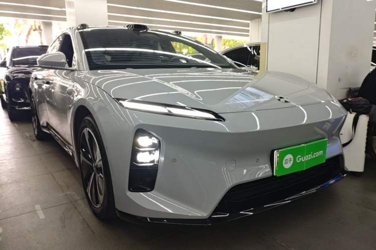 Used Nio ET5T 2025 75 kWh Touring Front Right 45 Deg