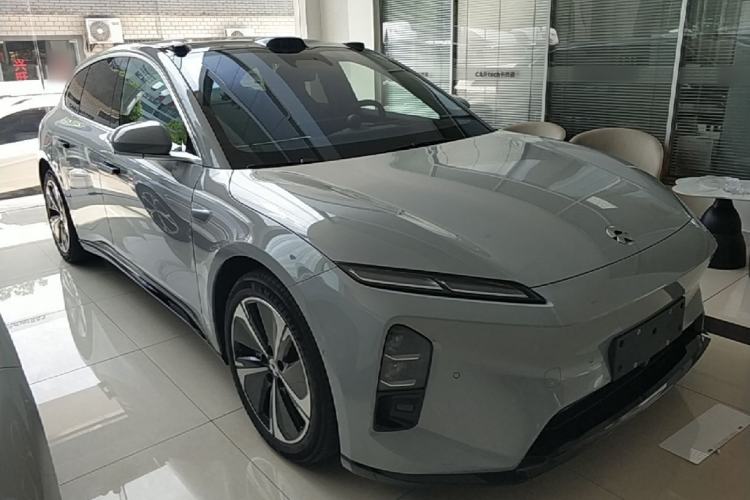 Used Nio ET5T 2025 75 kWh Touring Front Right 45 Deg