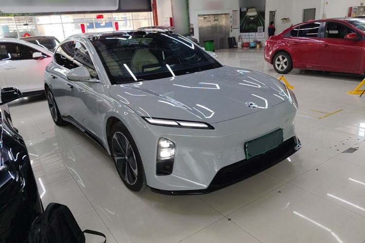 Used Nio ET5T 2025 75 kWh Touring Front Right 45 Deg