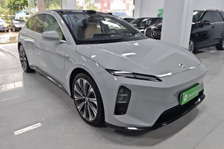 Used Nio ET5T 2025 75 kWh Touring Front Right 45 Deg