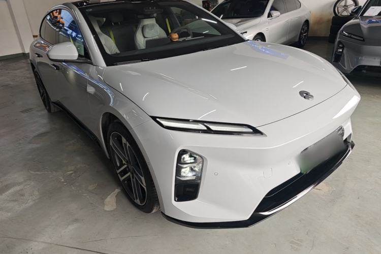 Used Nio ET5T 2025 Model Champion Commemorative Edition, 75kWh Touring Front Right 45 Deg