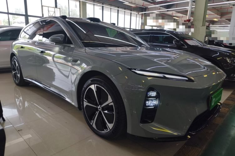 Used Nio ET5T 2025 75 kWh Touring Front Right 45 Deg