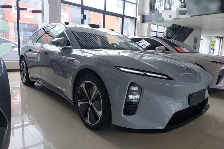 Used Nio ET5T 2025 75 kWh Touring Front Right 45 Deg