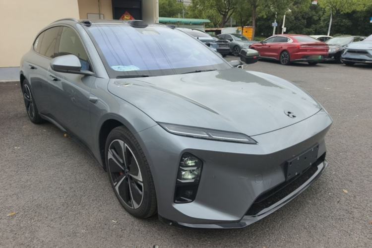 Used Nio ET5T 2025 75 kWh Touring Front Right 45 Deg