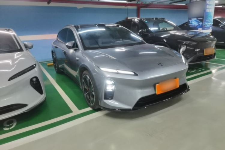 Used Nio ET5T 2025 75 kWh Touring Front Right 45 Deg
