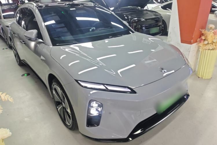 Used Nio ET5T 2025 75 kWh Touring Front Right 45 Deg