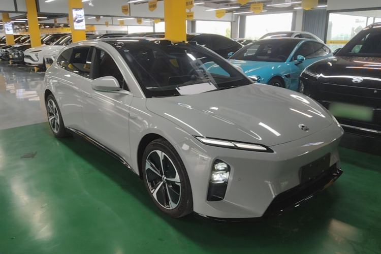 Used Nio ET5T 2025 75 kWh Touring Front Right 45 Deg