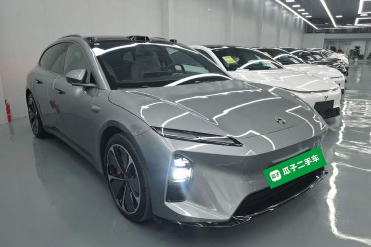 Used Nio ET5T 2025 75 kWh Touring Front Right 45 Deg