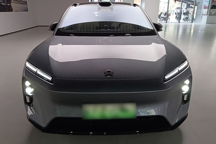 Used Nio ET5T 2025 75 kWh Touring Front