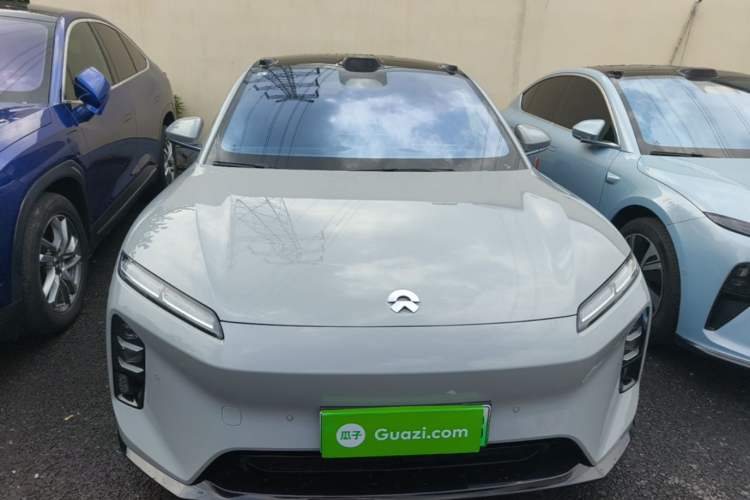 Used Nio ET5T 2025 75 kWh Touring Front