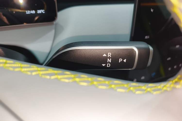 Used Nio ET5T 2025 Model Champion Commemorative Edition, 75kWh Touring Gear Lever
