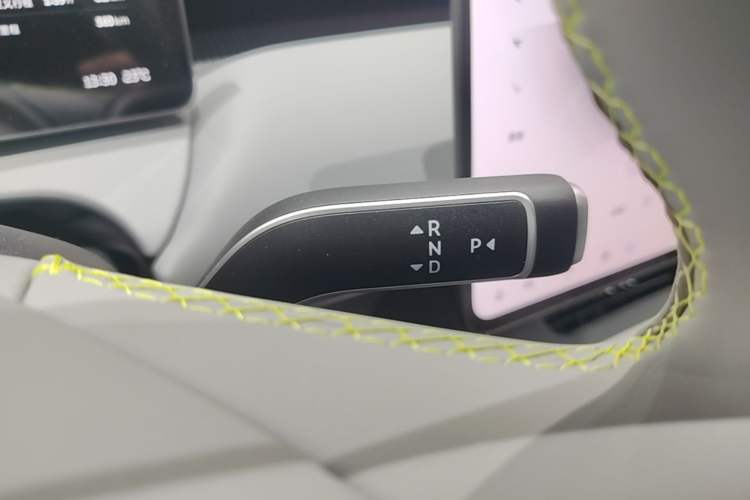 Used Nio ET5T 2025 Model Champion Commemorative Edition, 100kWh Touring Gear Lever