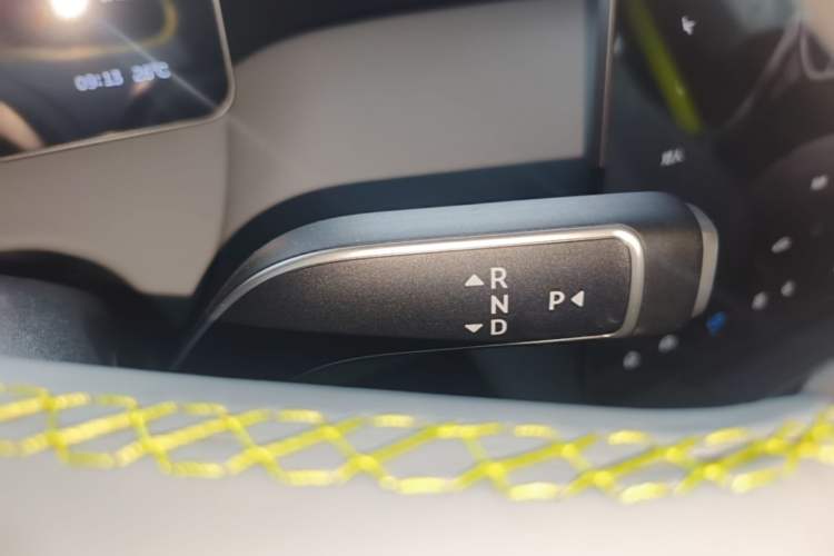 Used Nio ET5T 2025 Model Champion Commemorative Edition, 75kWh Touring Gear Lever