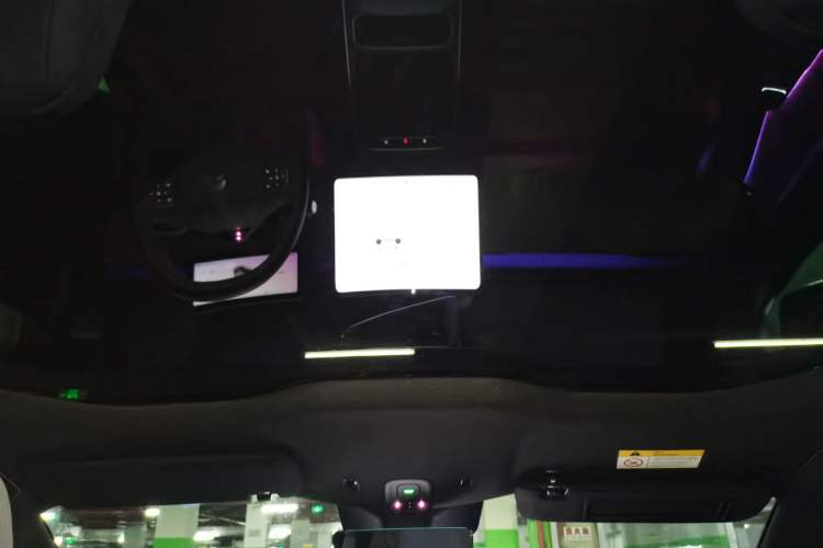 Used Nio ET5T 2025 75 kWh Touring Headliner