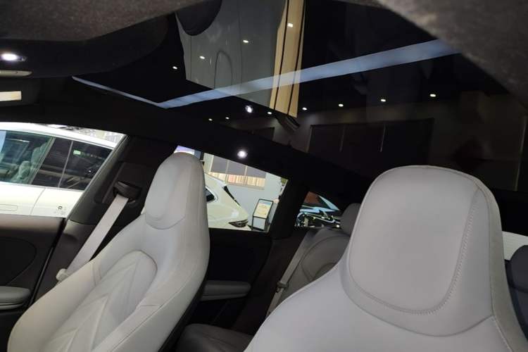 Used Nio ET5T 2025 75 kWh Touring Headliner