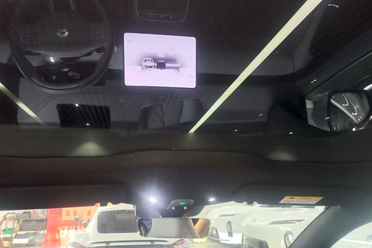 Used Nio ET5T 2025 75 kWh Touring Headliner