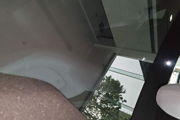 Used Nio ET5T 2025 75 kWh Touring Headliner