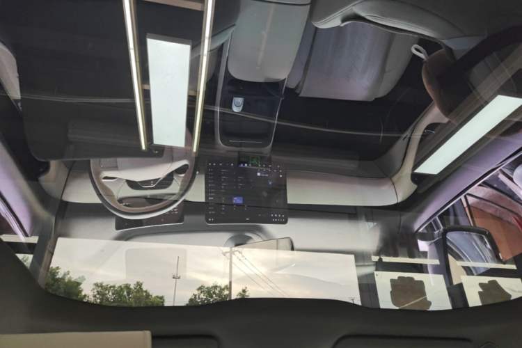 Used Nio ET5T 2025 75 kWh Touring Headliner