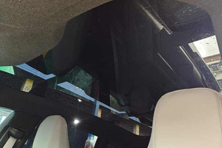 Used Nio ET5T 2025 75 kWh Touring Headliner