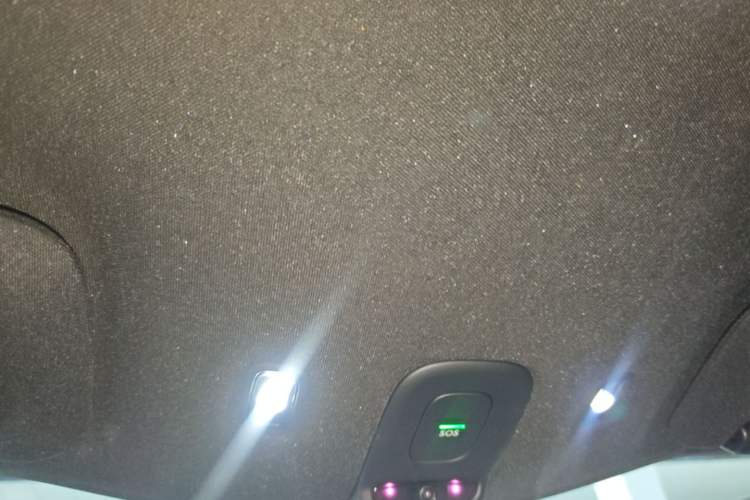 Used Nio ET5T 2025 75 kWh Touring Headliner