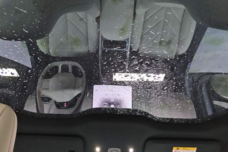 Used Nio ET5T 2025 75 kWh Touring Headliner
