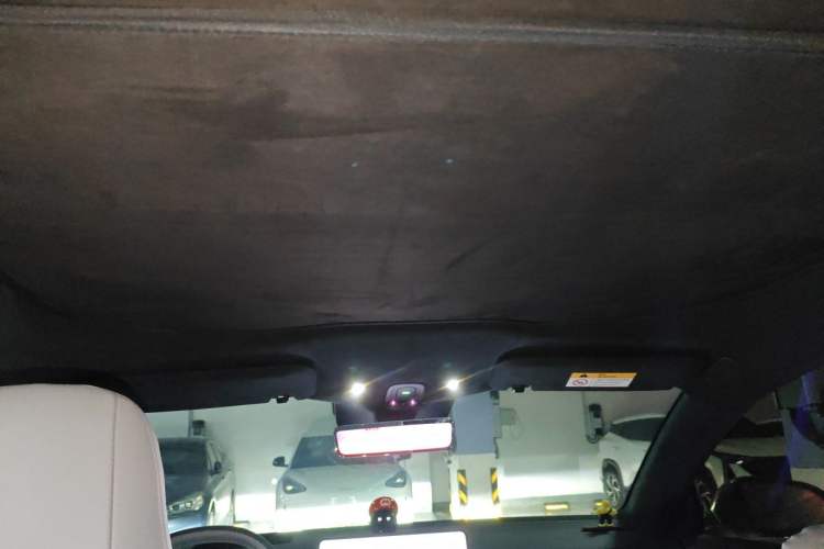 Used Nio ET5T 2025 75 kWh Touring Headliner