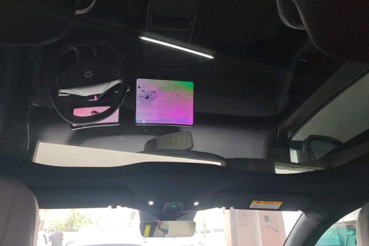 Used Nio ET5T 2025 Model Champion Commemorative Edition, 75kWh Touring Headliner