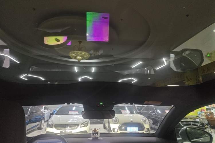 Used Nio ET5T 2025 75 kWh Touring Headliner