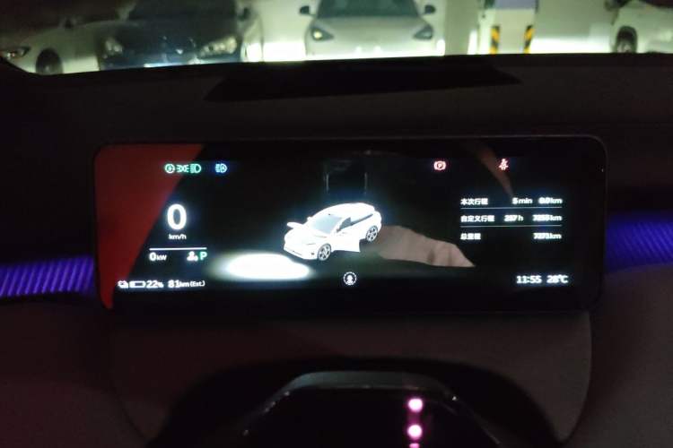 Used Nio ET5T 2025 75 kWh Touring Instrument Cluster