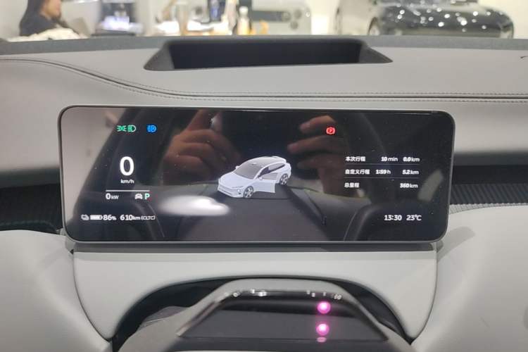 Used Nio ET5T 2025 Model Champion Commemorative Edition, 100kWh Touring Instrument Cluster