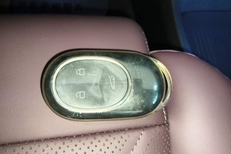 Used Nio ET5T 2025 75 kWh Touring Interior 1