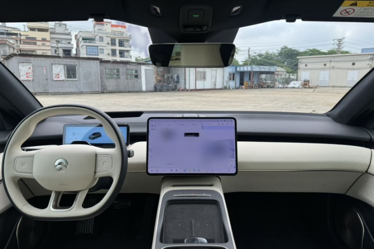 Used Nio ET5T 2025 100kWh Touring Interior 3