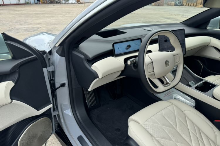 Used Nio ET5T 2025 100kWh Touring Interior 4