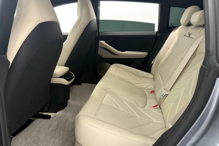 Used Nio ET5T 2025 75 kWh Touring Interior 5
