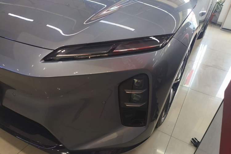 Used Nio ET5T 2025 75 kWh Touring Left Front Headlight