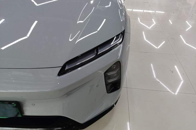 Used Nio ET5T 2025 75 kWh Touring Left Front Headlight