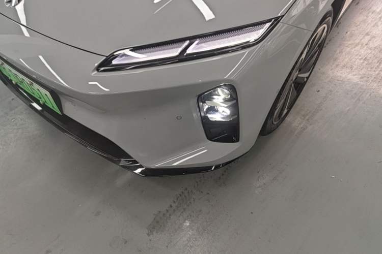 Used Nio ET5T 2025 75 kWh Touring Left Front Headlight