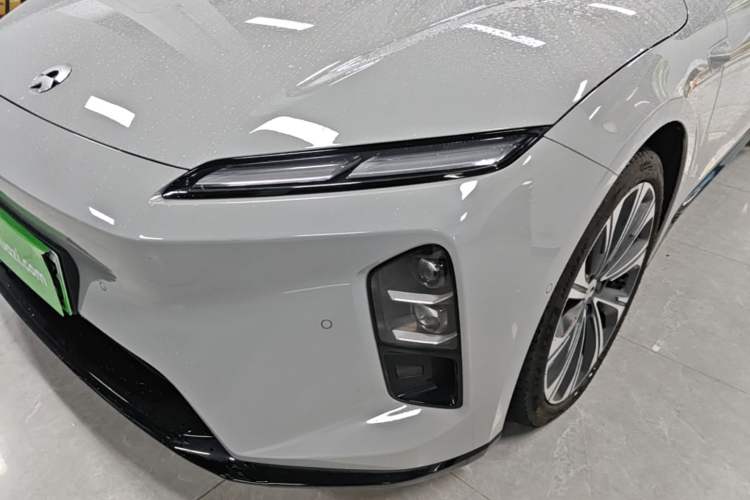 Used Nio ET5T 2025 75 kWh Touring Left Front Headlight