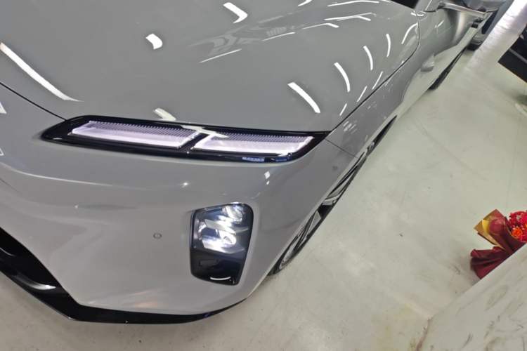 Used Nio ET5T 2025 75 kWh Touring Left Front Headlight