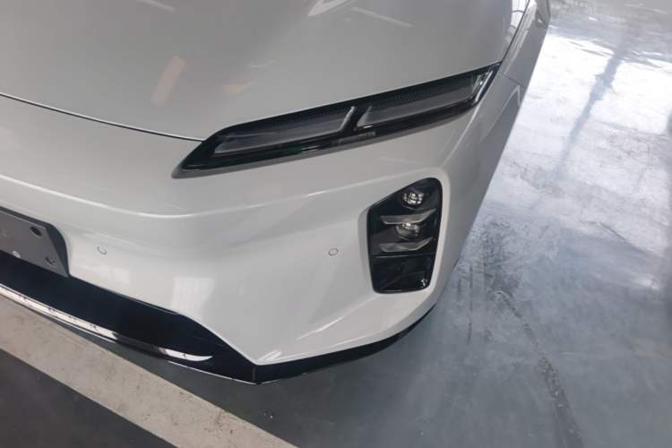 Used Nio ET5T 2025 Model Champion Commemorative Edition, 100kWh Touring Left Front Headlight