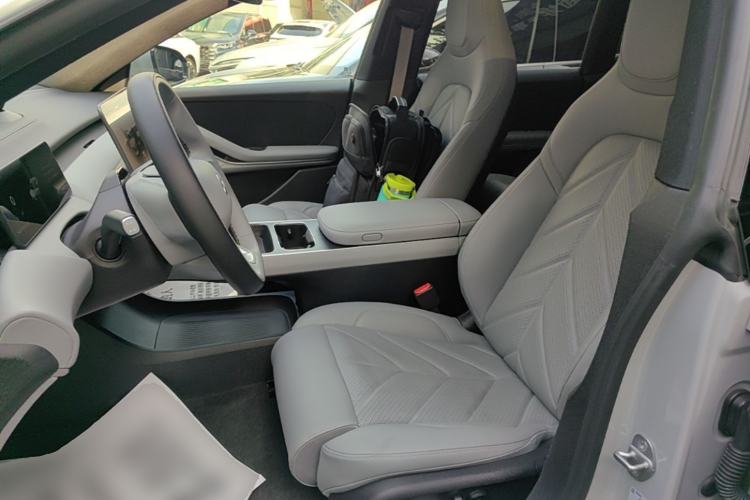 Used Nio ET5T 2025 75 kWh Touring Left Front Seat