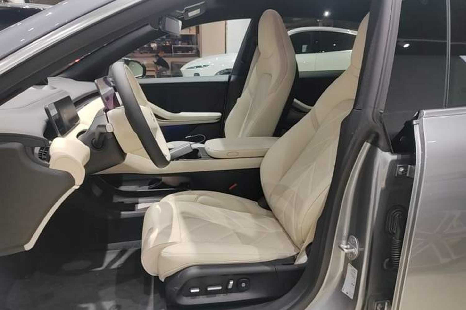 Used Nio ET5T 2025 100kWh Touring Left Front Seat