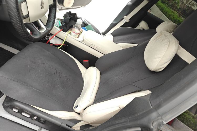 Used Nio ET5T 2025 75 kWh Touring Left Front Seat