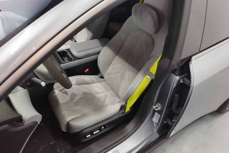 Used Nio ET5T 2025 Model Champion Commemorative Edition, 75kWh Touring Left Front Seat