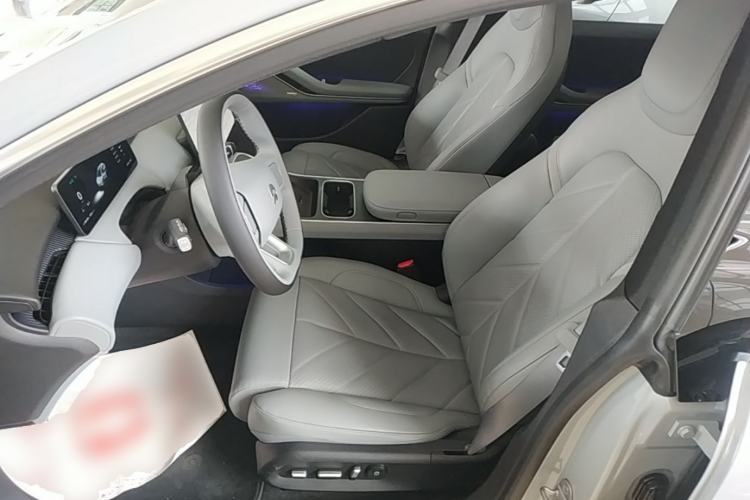 Used Nio ET5T 2025 75 kWh Touring Left Front Seat
