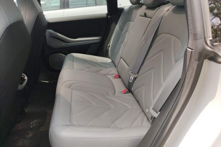 Used Nio ET5T 2025 75 kWh Touring Left Rear Seat