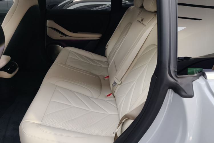 Used Nio ET5T 2025 75 kWh Touring Left Rear Seat